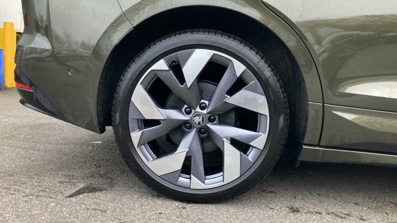 Skoda Enyaq 250kW vRS 84kWh 4x4 5dr Auto Electric Estate